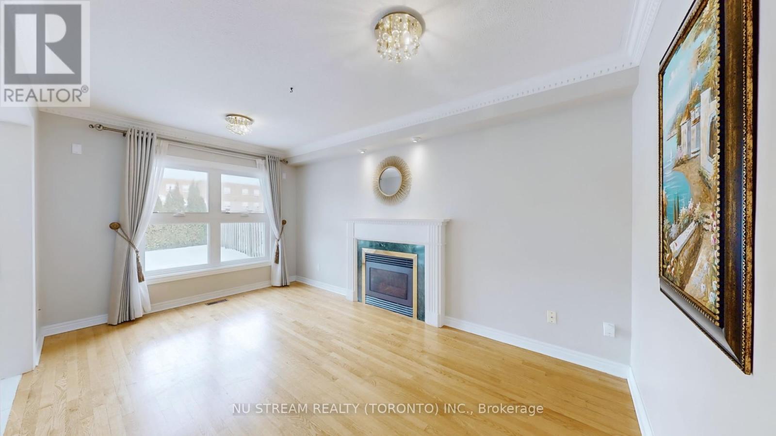 Property at 71 ALPINE CRESCENT image 3