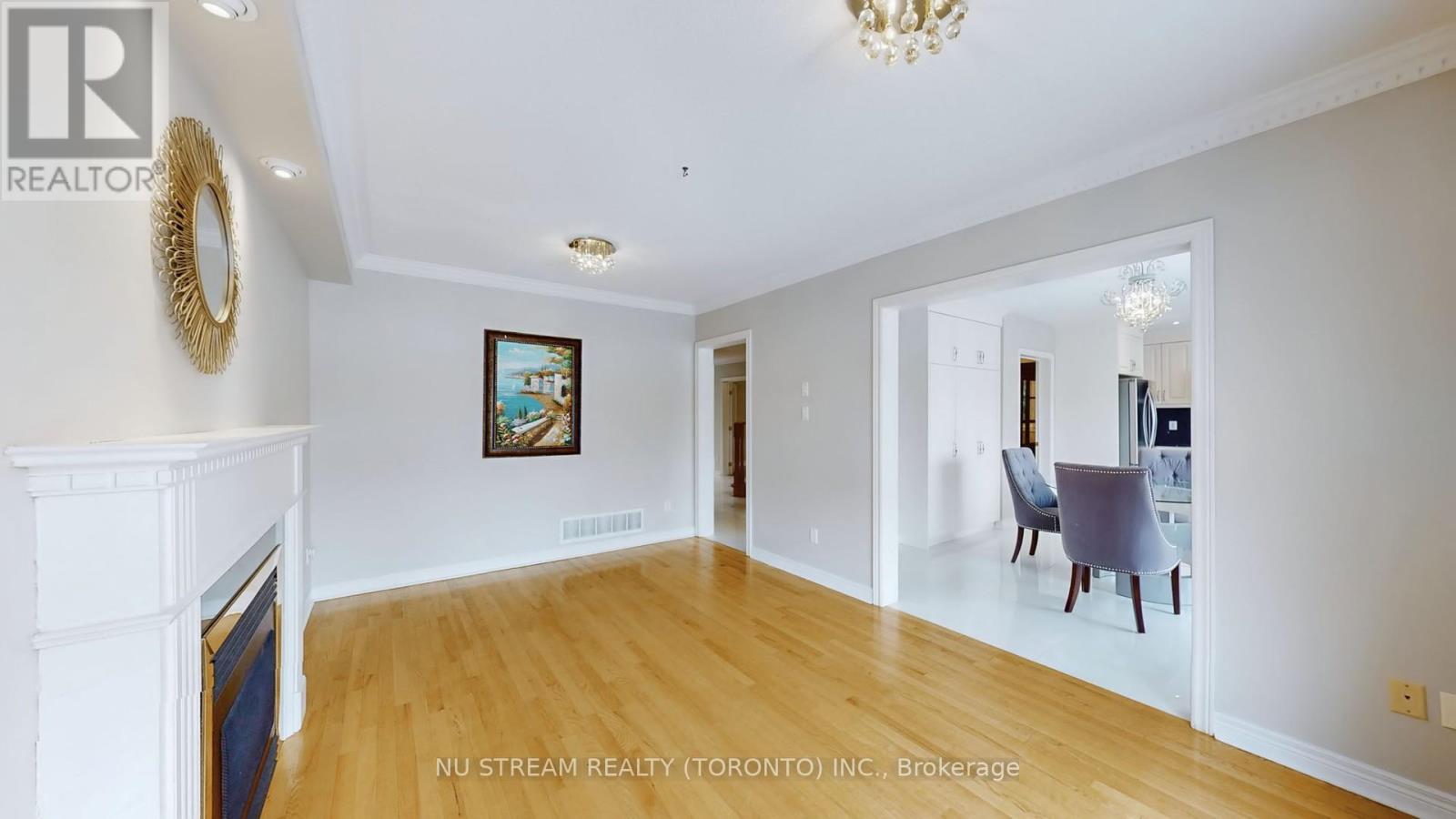 Property at 71 ALPINE CRESCENT image 5