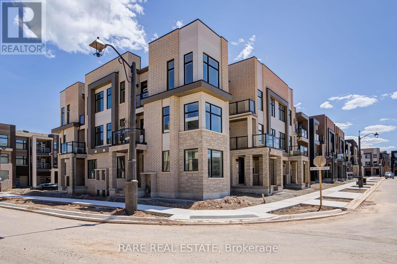 Property at 3076 WELSMAN GARDENS image 1