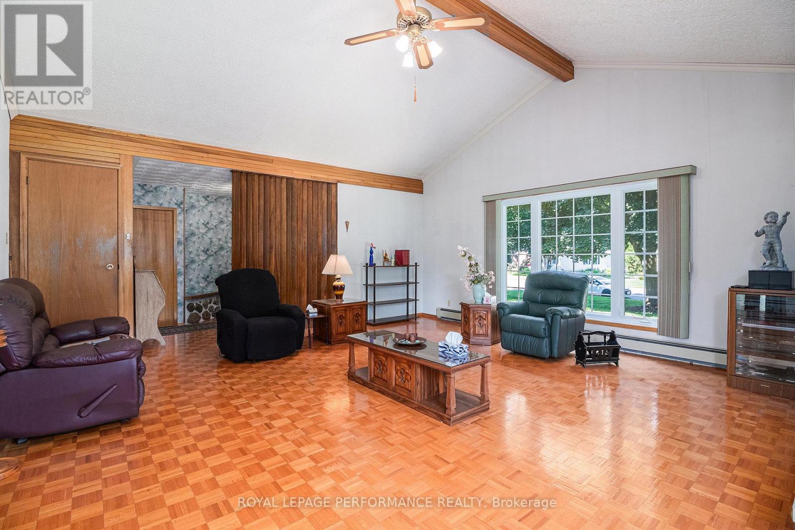166 Mccormick Road, North Glengarry, Ontario  K0C 1A0 - Photo 5 - X12306428