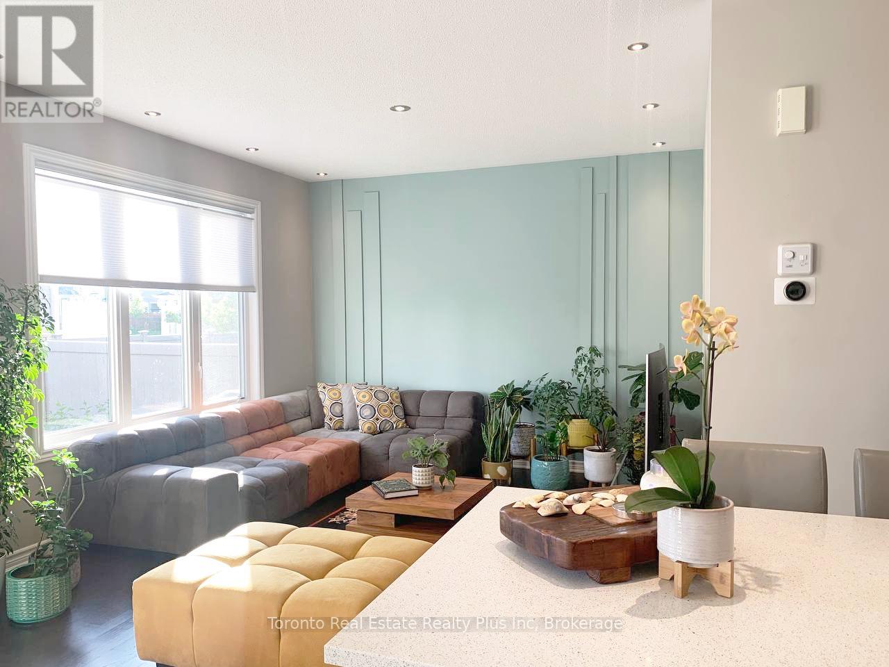 Property at 165 SANTOLINA STREET image 3