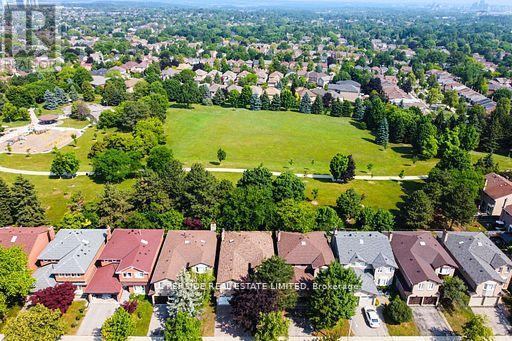 646 York Hill Boulevard, Vaughan, Ontario  L4J 5L8 - Photo 32 - N12306410