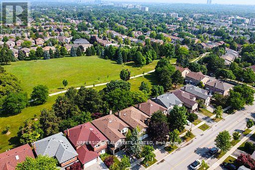 646 York Hill Boulevard, Vaughan, Ontario  L4J 5L8 - Photo 33 - N12306410