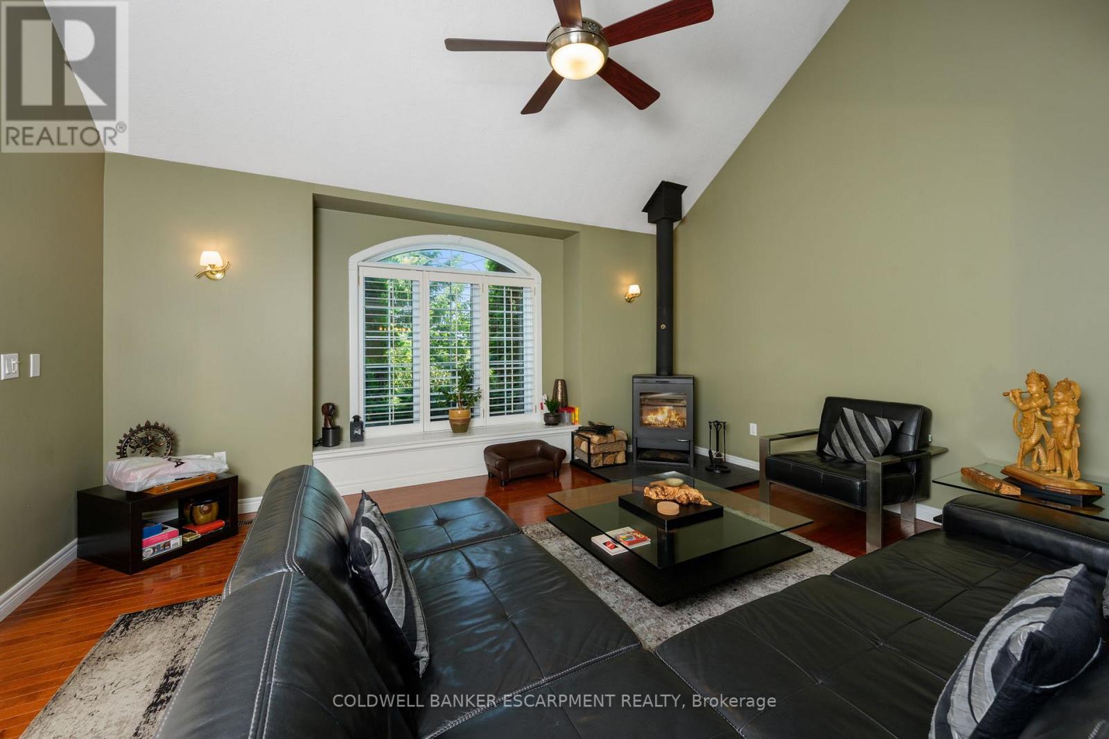 3 Morgan Drive, Halton Hills, Ontario  L7J 2L7 - Photo 10 - W12306420