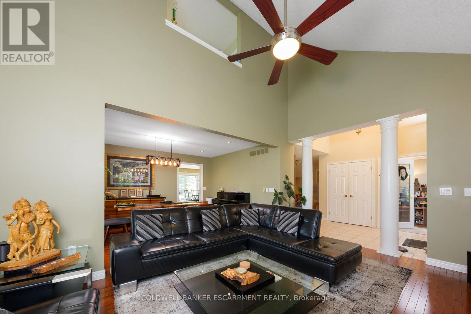 3 Morgan Drive, Halton Hills, Ontario  L7J 2L7 - Photo 12 - W12306420