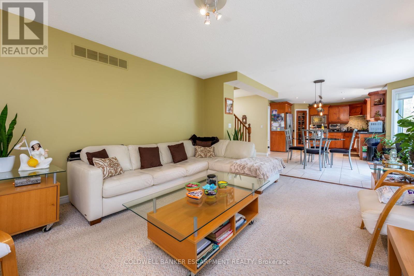 3 Morgan Drive, Halton Hills, Ontario  L7J 2L7 - Photo 22 - W12306420