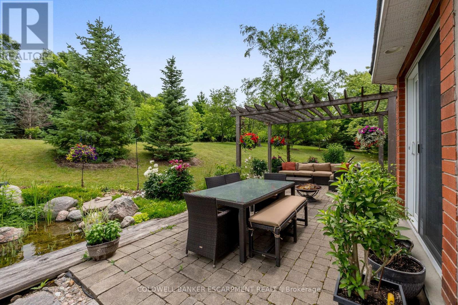 3 Morgan Drive, Halton Hills, Ontario  L7J 2L7 - Photo 38 - W12306420