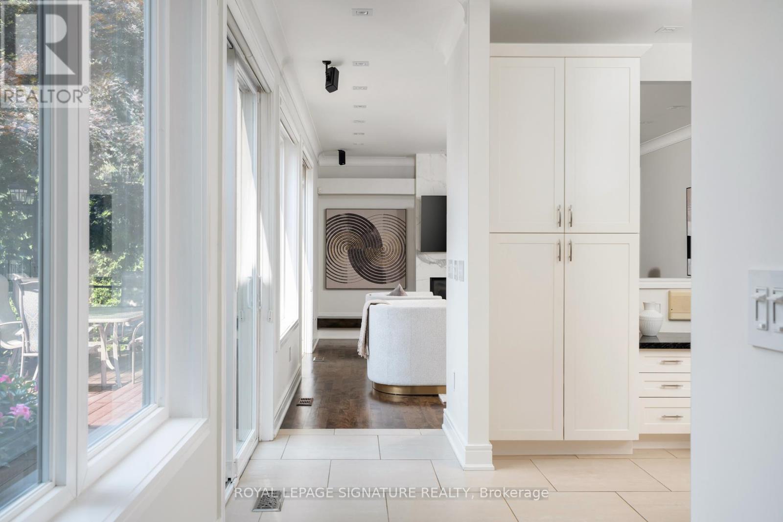 8 Harrison Road, Toronto, Ontario  M2L 1V2 - Photo 13 - C12273585