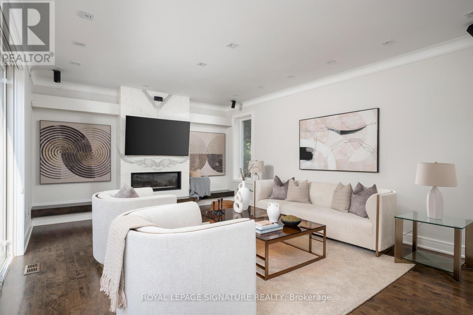 8 Harrison Road, Toronto, Ontario  M2L 1V2 - Photo 19 - C12273585
