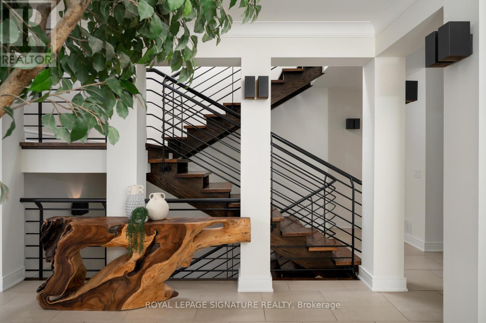 8 Harrison Road, Toronto, Ontario  M2L 1V2 - Photo 22 - C12273585