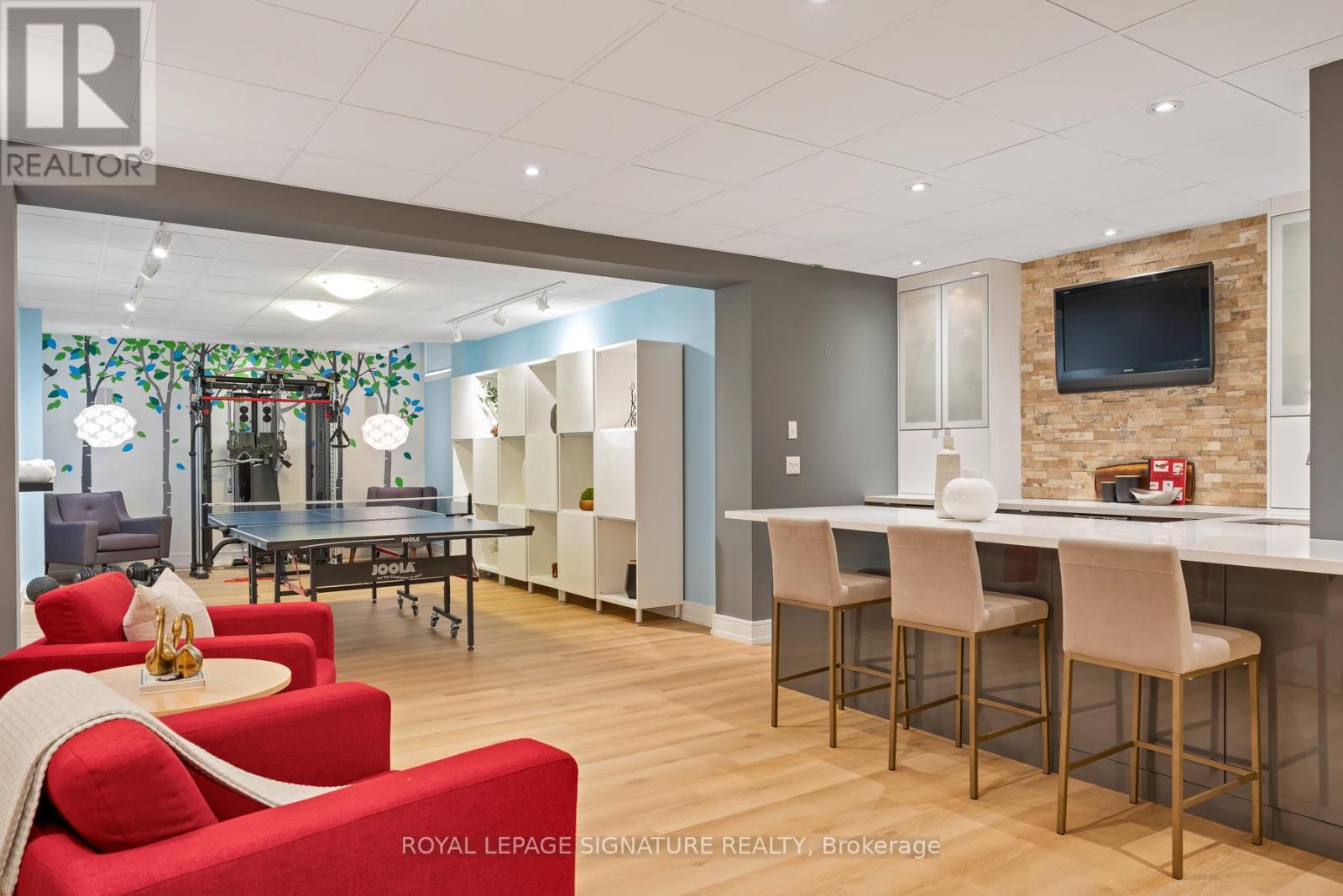 8 Harrison Road, Toronto, Ontario  M2L 1V2 - Photo 37 - C12273585