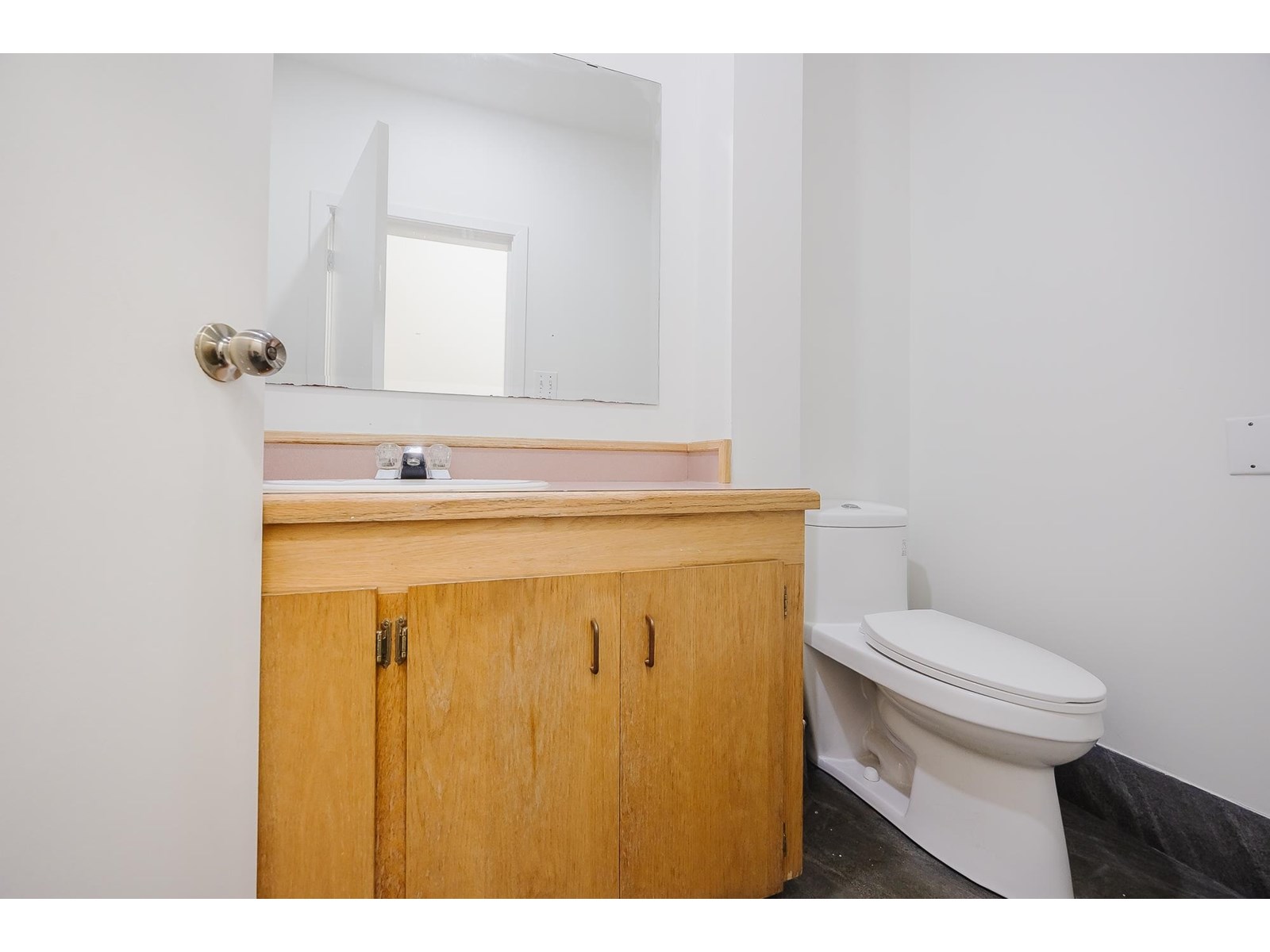 7195 Horne Street, Mission, British Columbia  V2V 3X9 - Photo 10 - C8071036