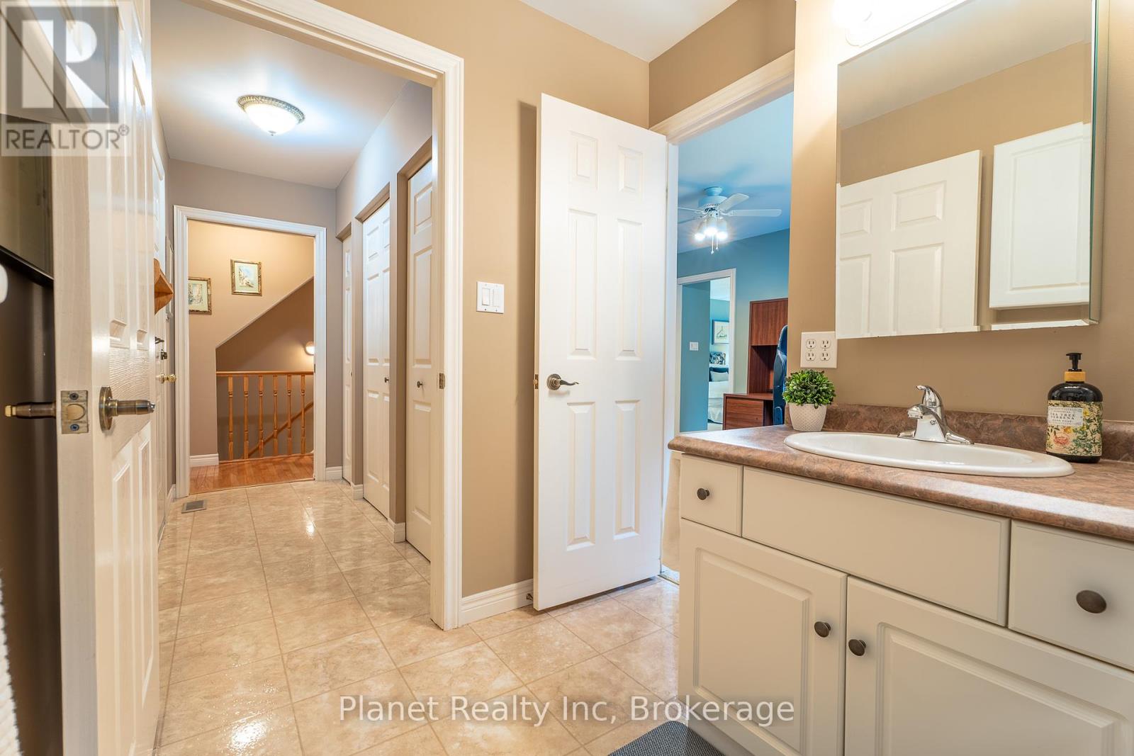 67 White Pine Way, Guelph, Ontario  N1G 4X7 - Photo 11 - X12306450
