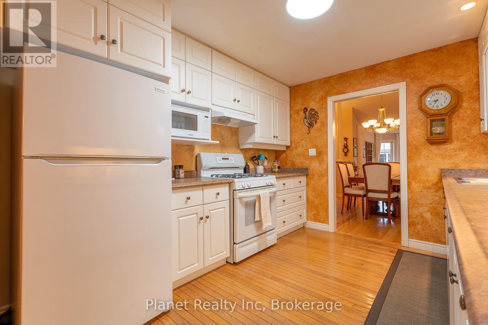 67 White Pine Way, Guelph, Ontario  N1G 4X7 - Photo 18 - X12306450