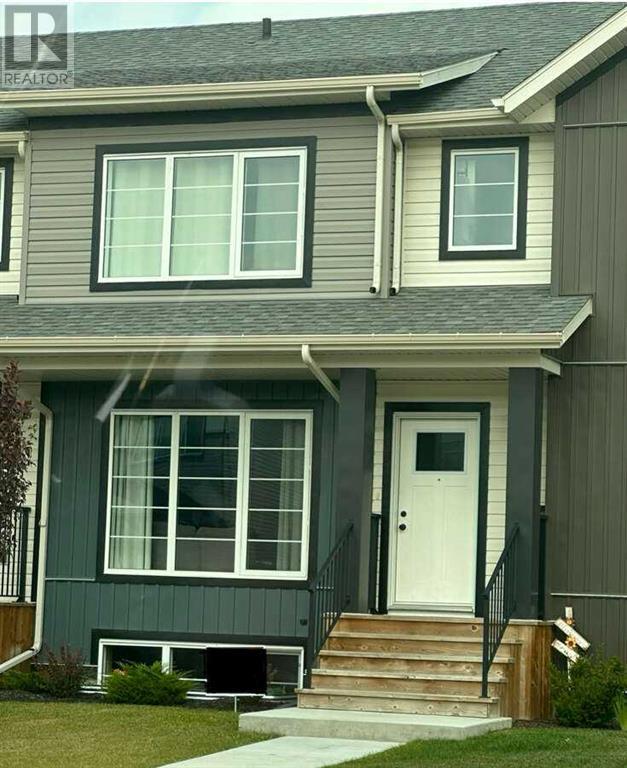 90 Memorial Parkway, Rural Red Deer County, Alberta  T4E 3C4 - Photo 1 - A2181275