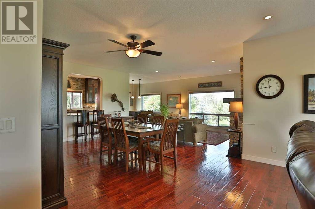 Property at 32015 292 Avenue E image 4