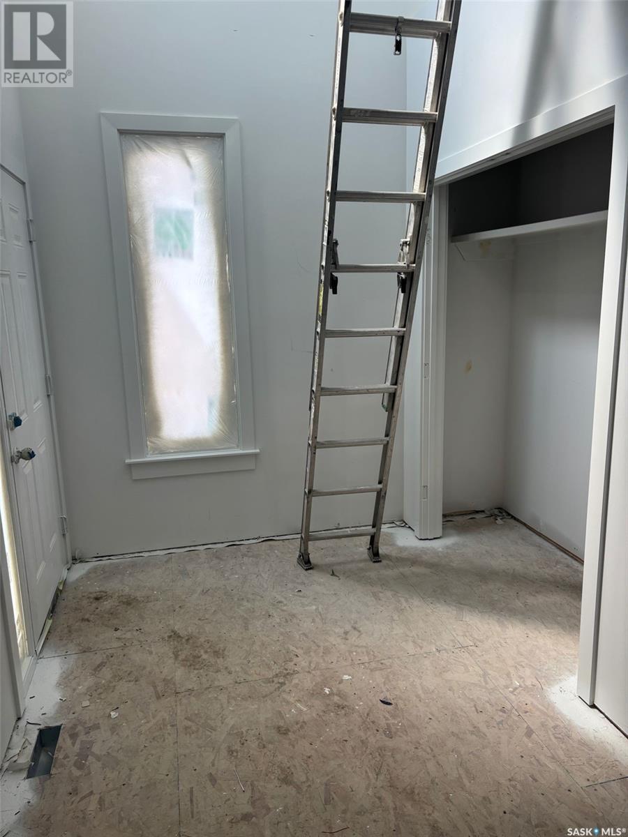 Property at 594 Sharma CRESCENT image 4