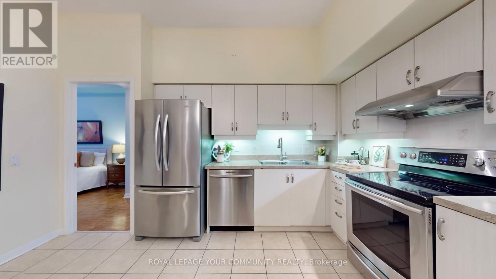 114 - 2502 Rutherford Road, Vaughan, Ontario  L4K 5N6 - Photo 12 - N12306472