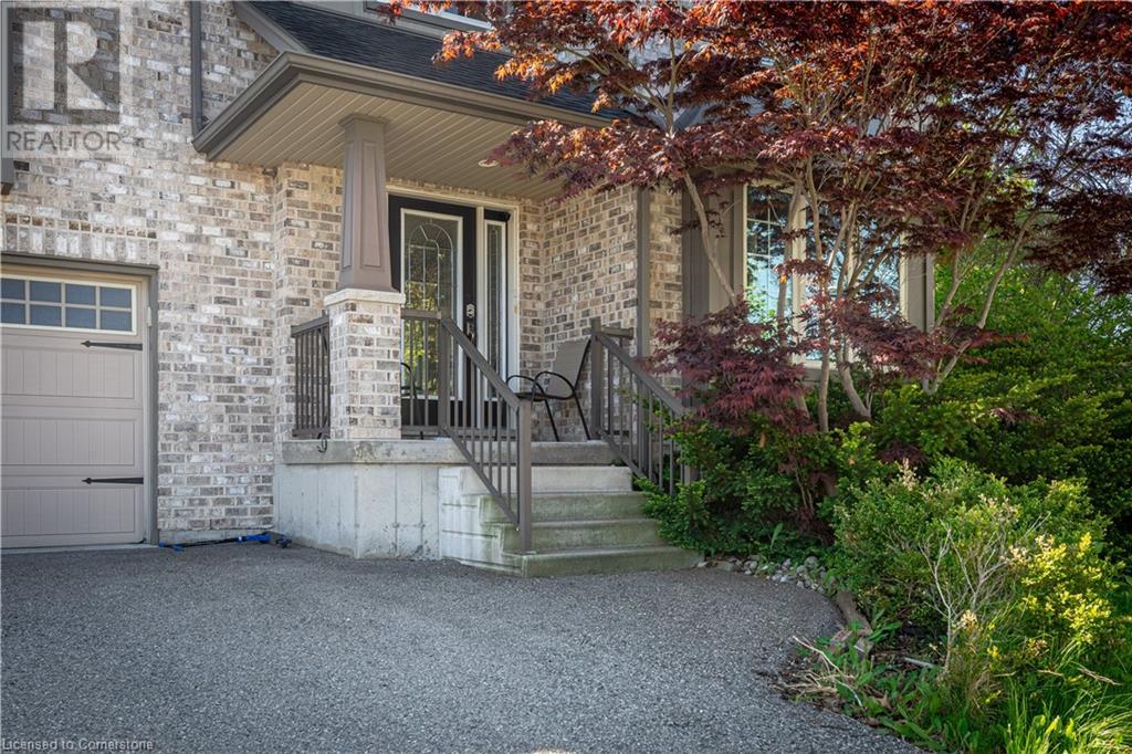 Property at 734 ANZIO Road image 3