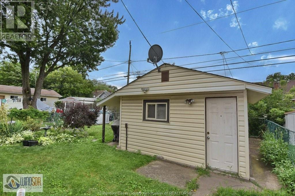 1011 Lena, Windsor, Ontario  N9C 3K3 - Photo 29 - 25018842