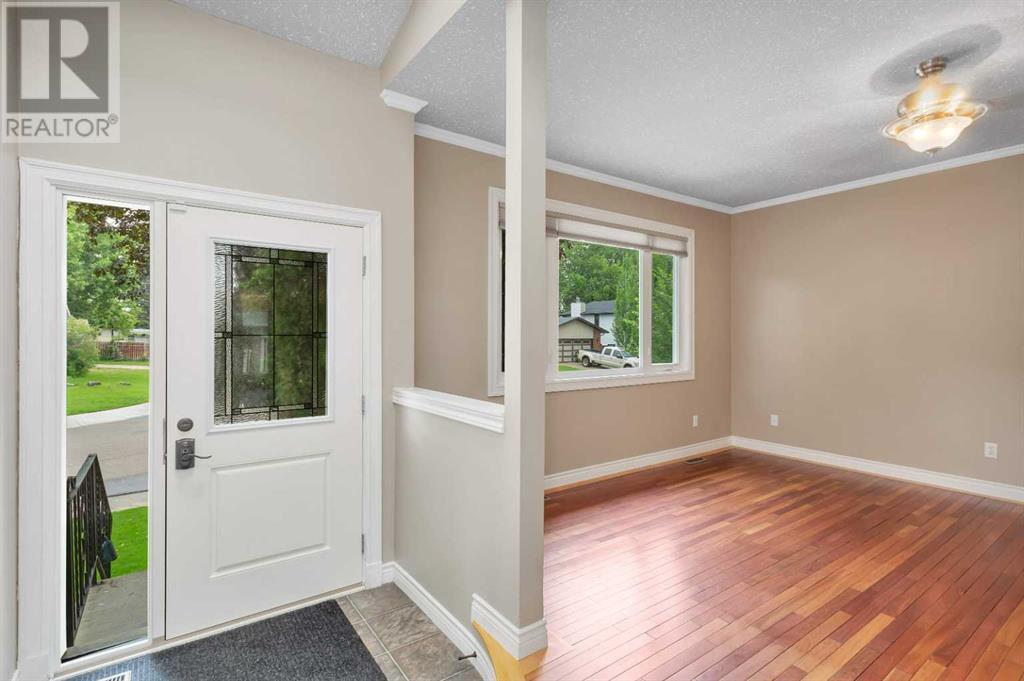 Property at 38 Wiltshire Boulevard image 5