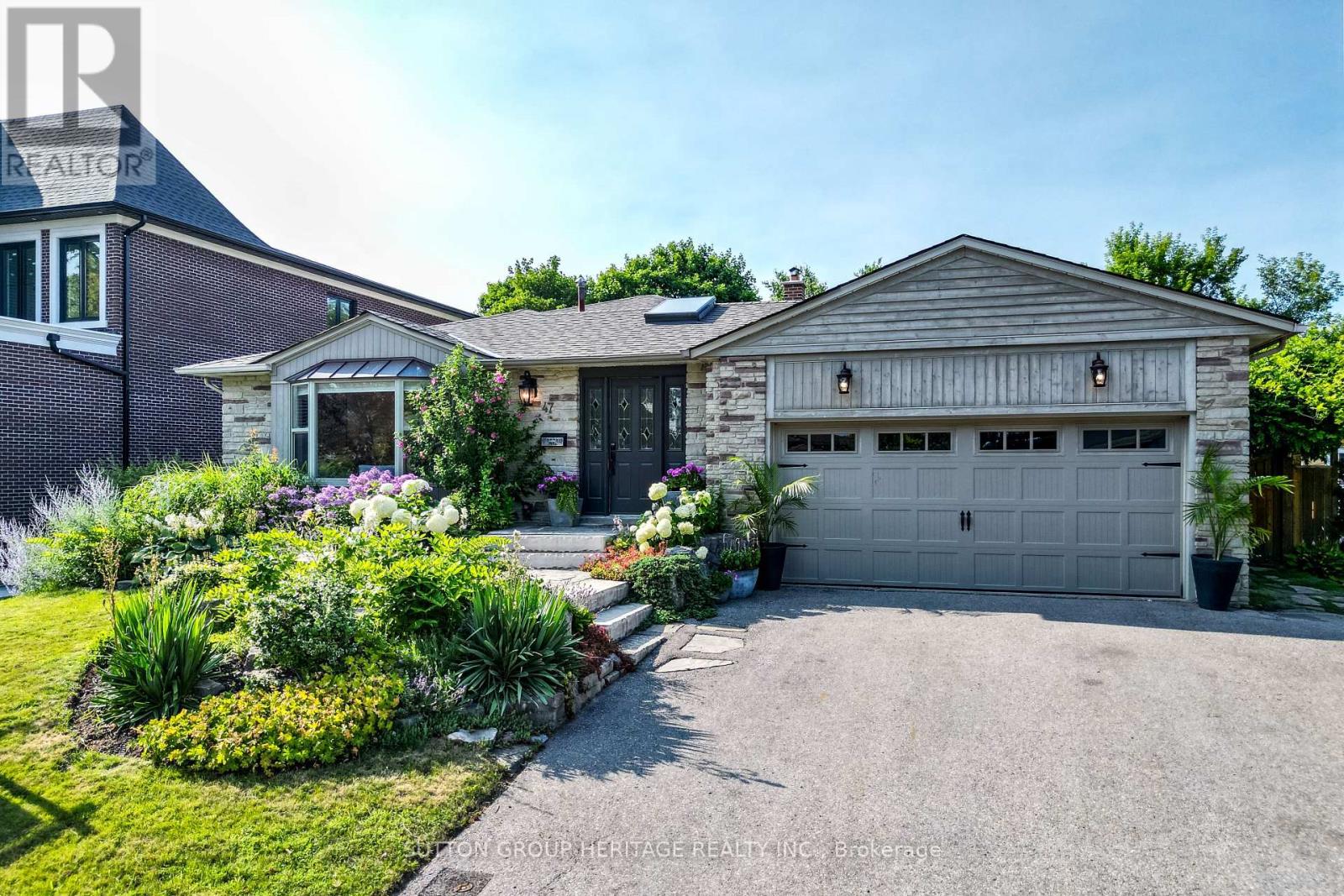 Property at 47 PRINGLE AVENUE image 1