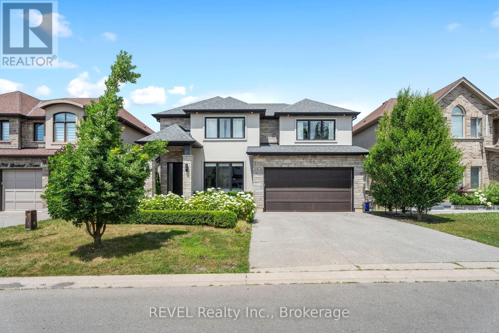 Property at 27 - 7201 LIONSHEAD AVENUE image 2