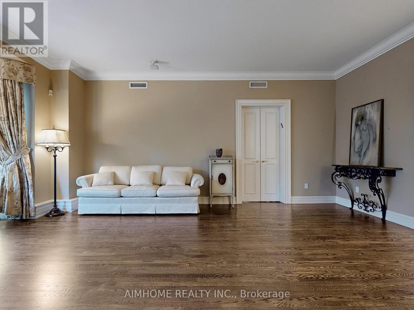 2c - 2 Chedington Place, Toronto, Ontario  M4N 3R5 - Photo 10 - C12306551