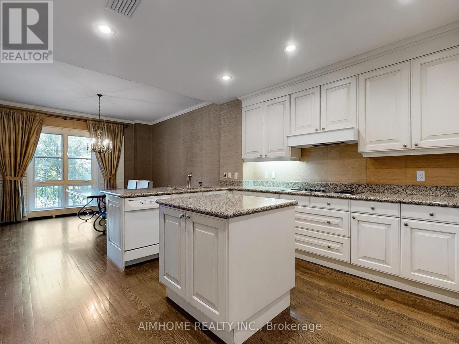 2c - 2 Chedington Place, Toronto, Ontario  M4N 3R5 - Photo 19 - C12306551