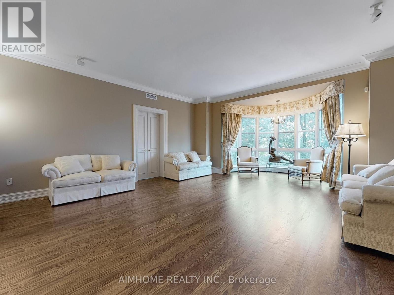 2c - 2 Chedington Place, Toronto, Ontario  M4N 3R5 - Photo 7 - C12306551