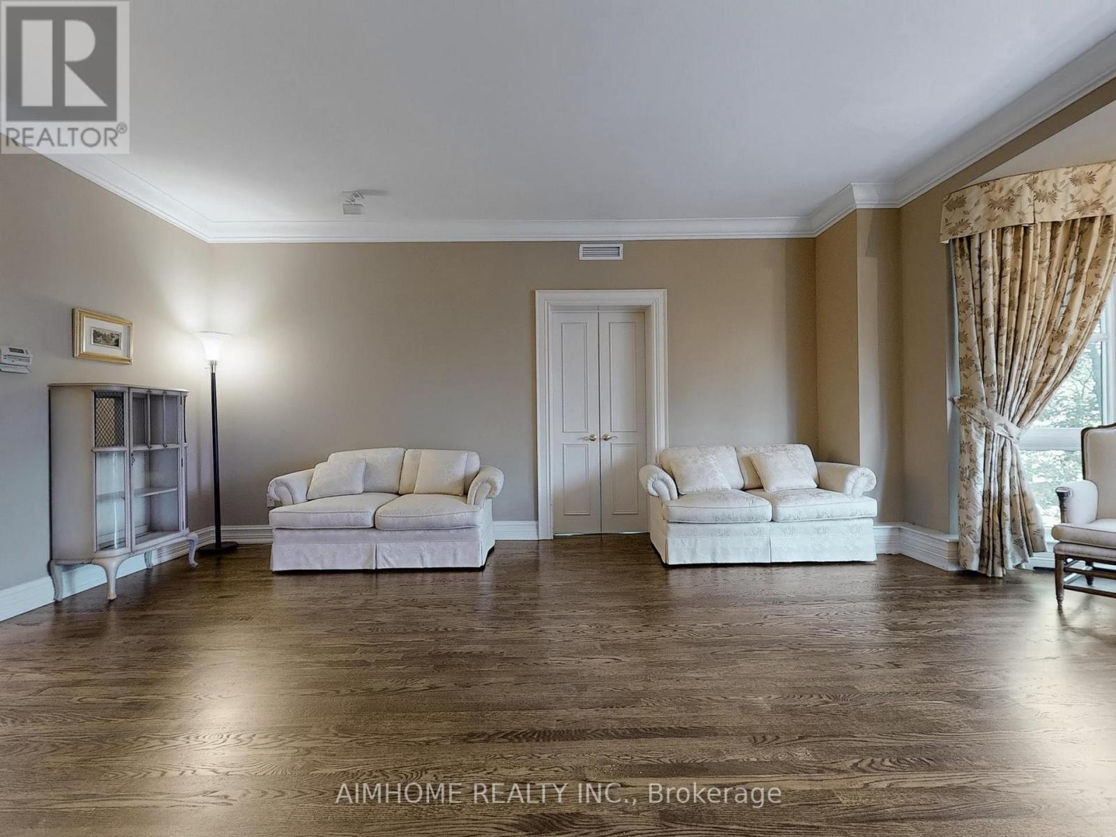 2c - 2 Chedington Place, Toronto, Ontario  M4N 3R5 - Photo 9 - C12306551