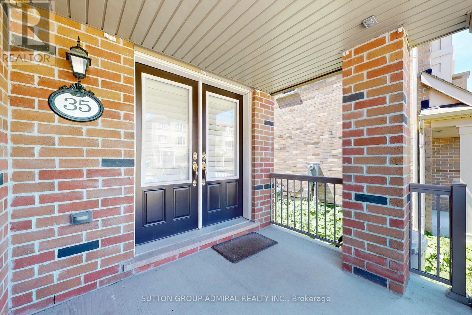 Property at 35 PRINGDALE GARDENS CIRCLE image 3