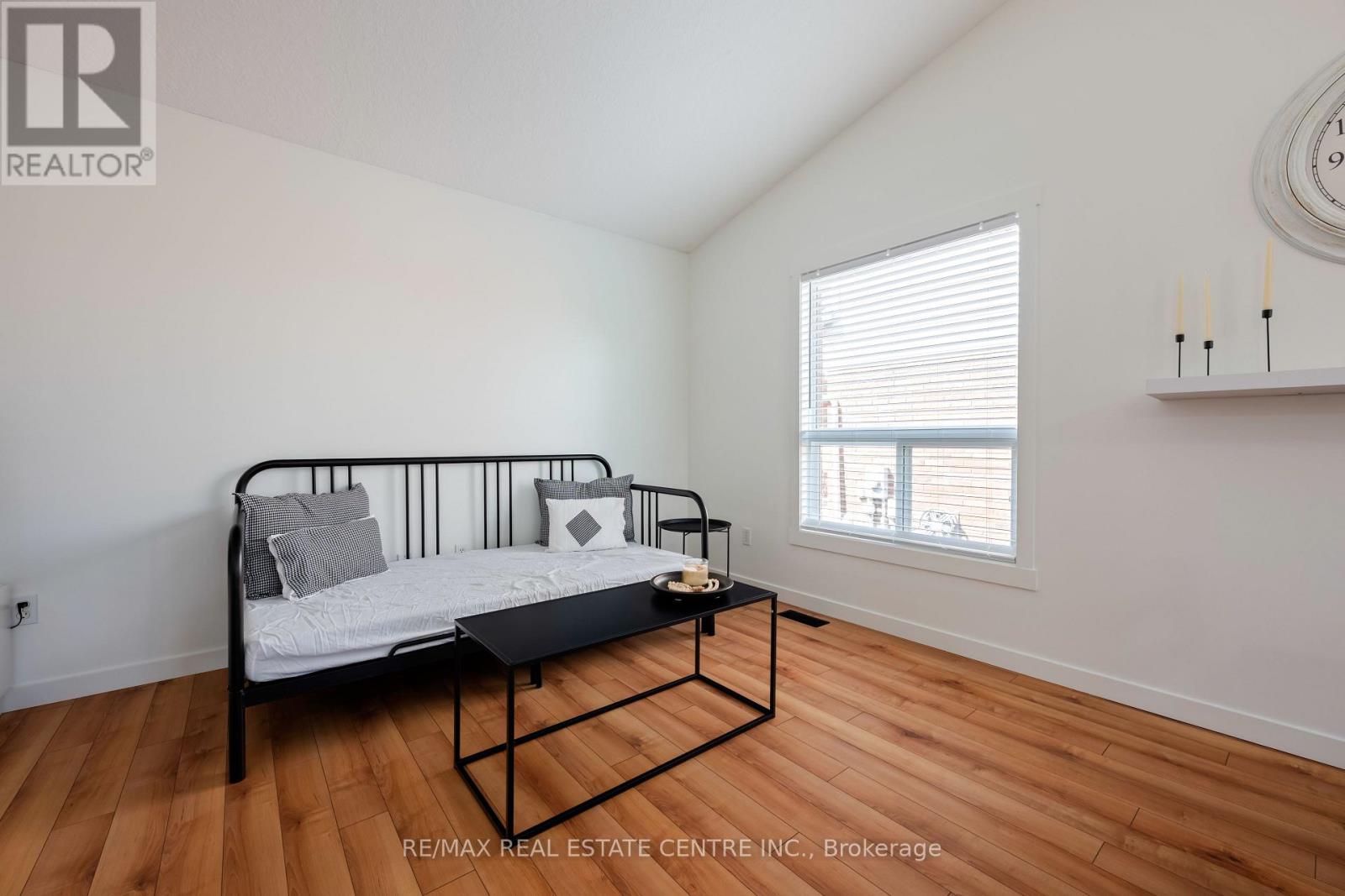 103 Hunter Road, Orangeville, Ontario  L9W 5C2 - Photo 14 - W12306537
