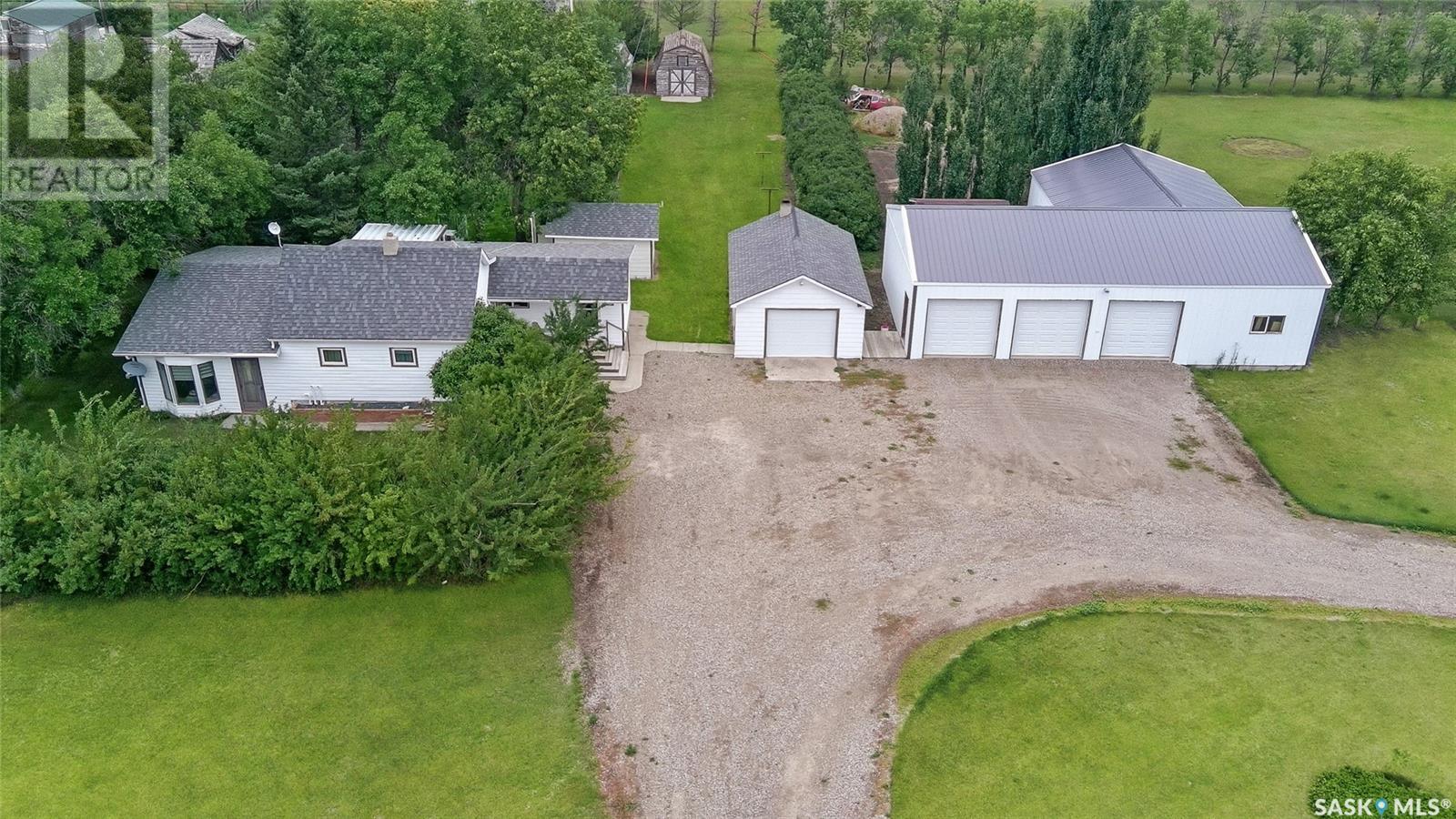 Fehr Acreage, Coulee Rm No. 136, Saskatchewan
