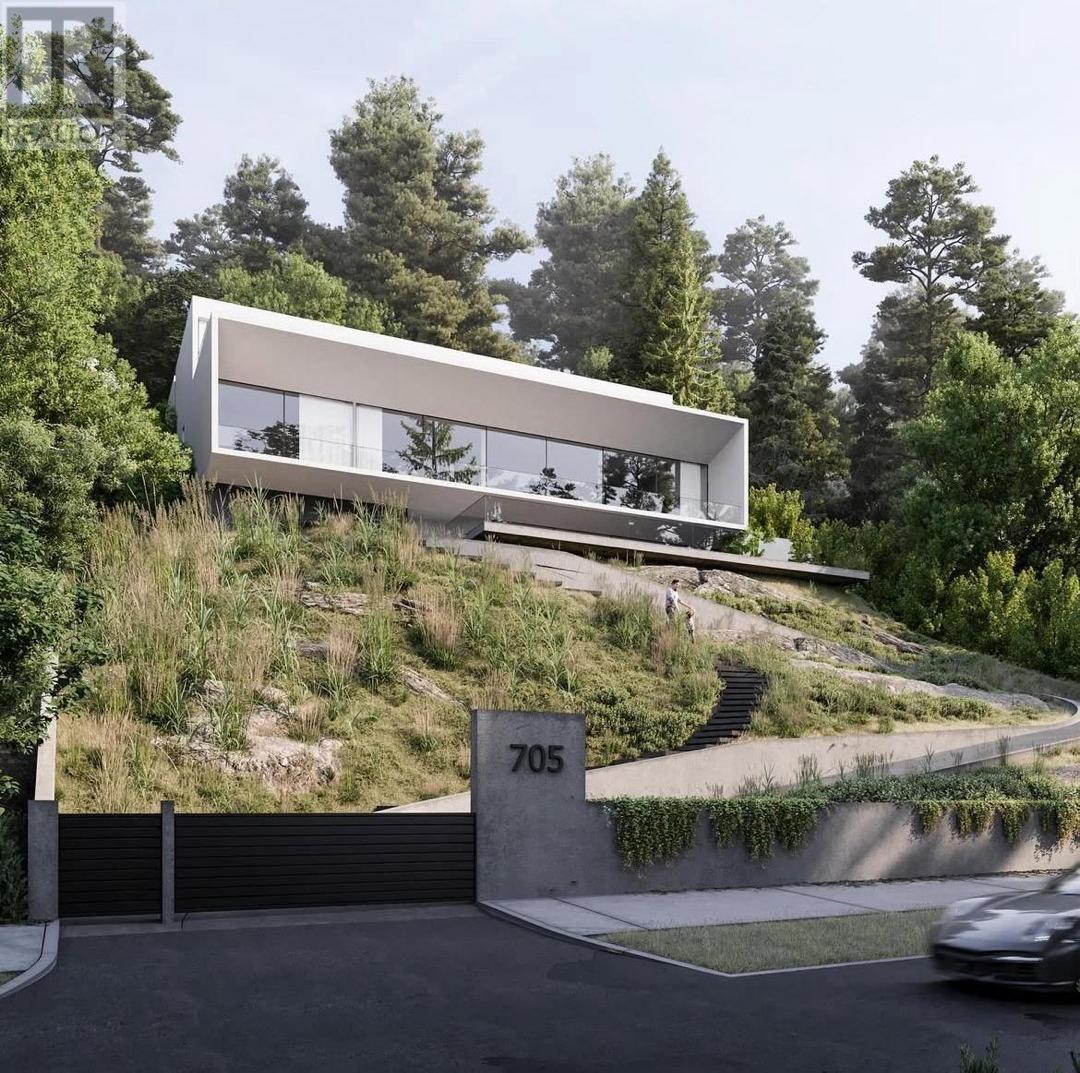 705 ST. ANDREWS ROAD, West Vancouver, British Columbia