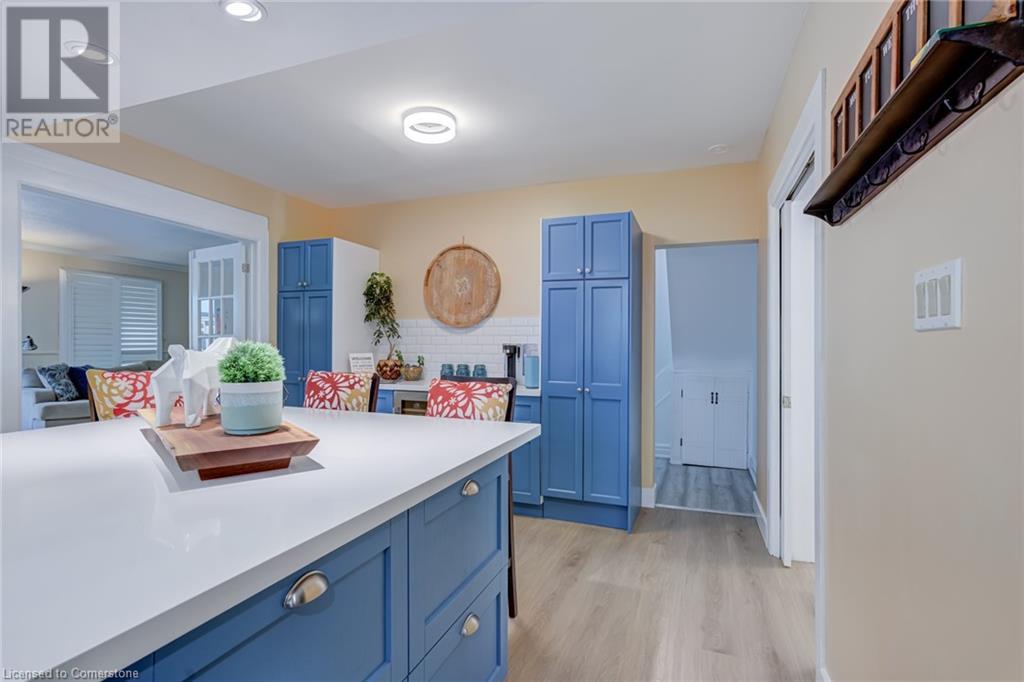 Property at 657 GREENWOOD Drive image 5