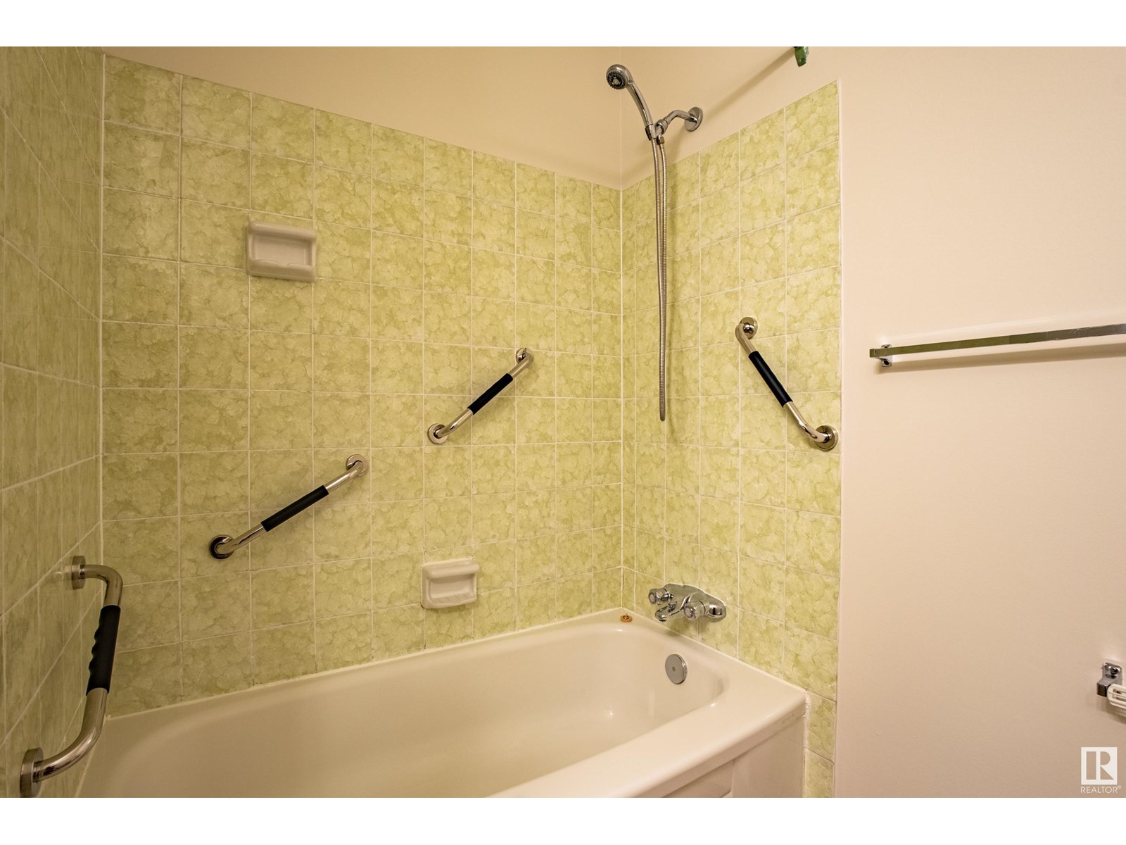 5388 38a Av Nw, Edmonton, Alberta  T6L 2H4 - Photo 22 - E4449577