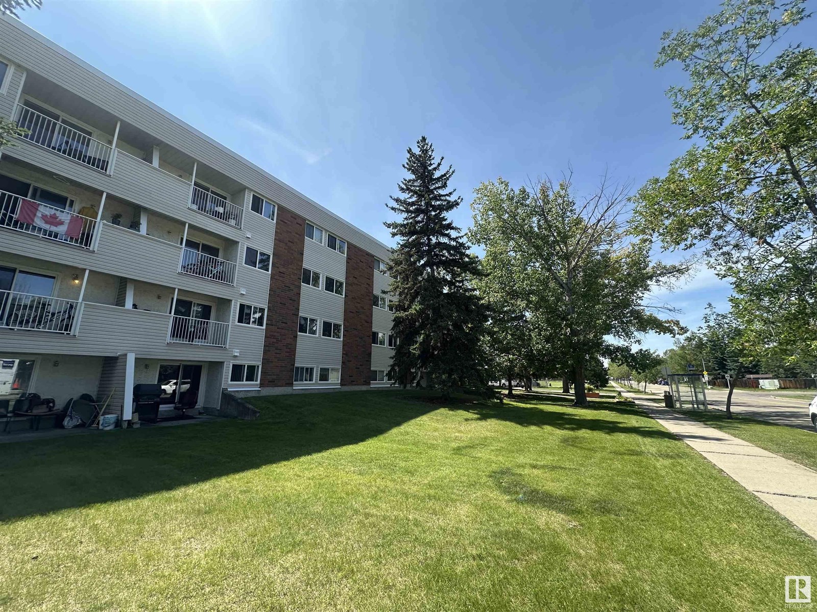 Property at #68 11255 31 AV NW image 2