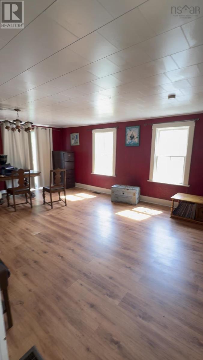 296 Aberdeen Road, Bridgewater, Nova Scotia  B4V 2T2 - Photo 4 - 202518071