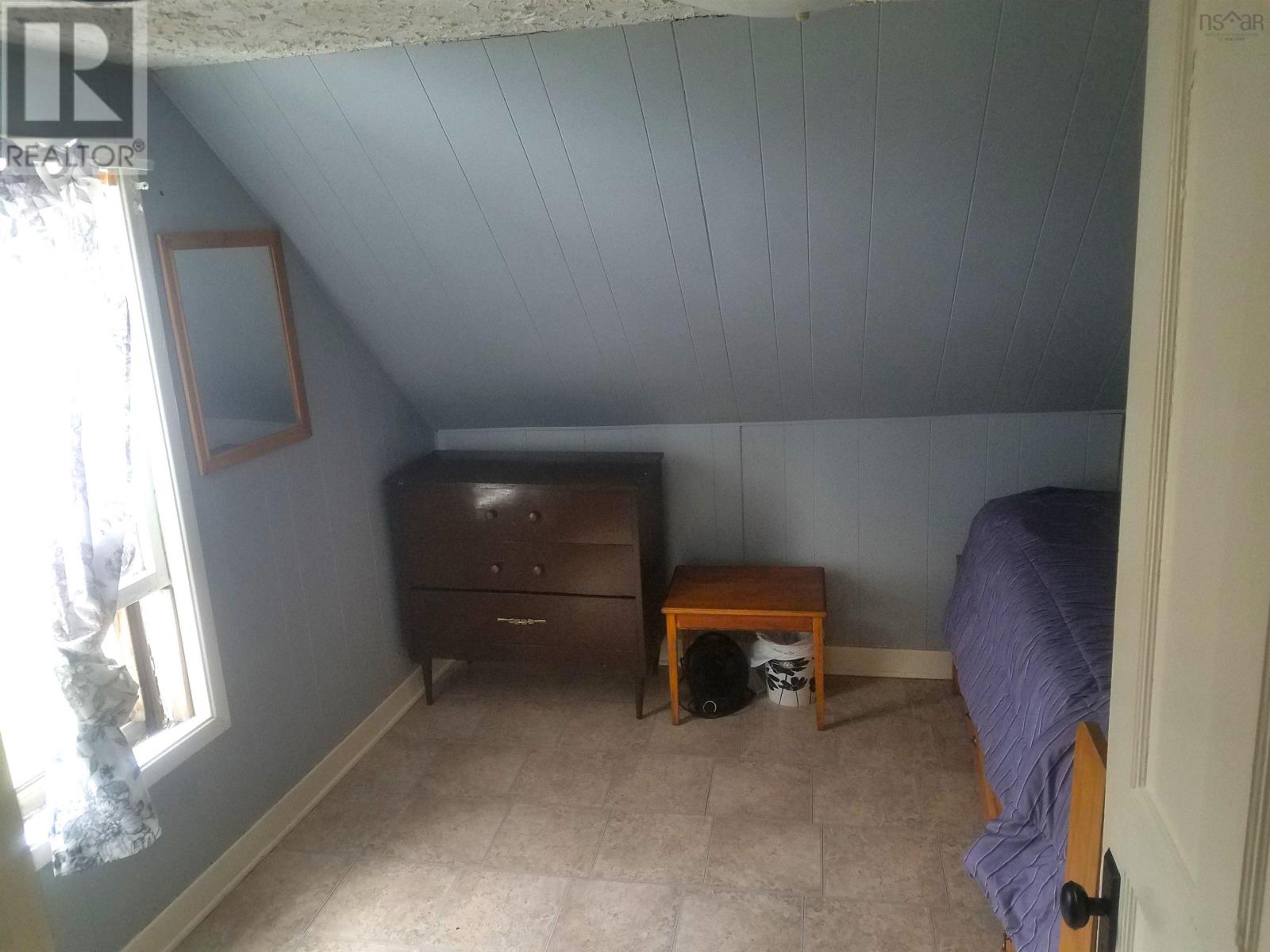 296 Aberdeen Road, Bridgewater, Nova Scotia  B4V 2T2 - Photo 12 - 202518071