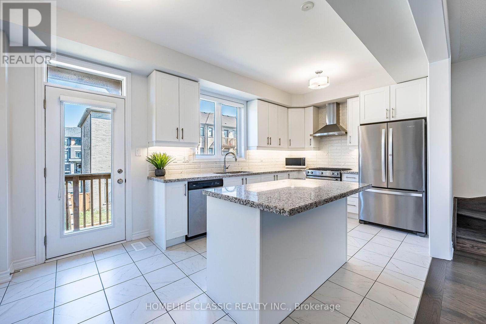 57 Douet Lane, Ajax, Ontario  L1Z 0V4 - Photo 19 - E12306619
