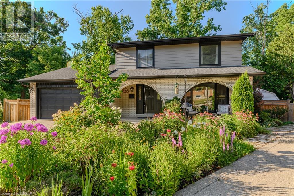 Property at 63 VEEVERS Drive image 3