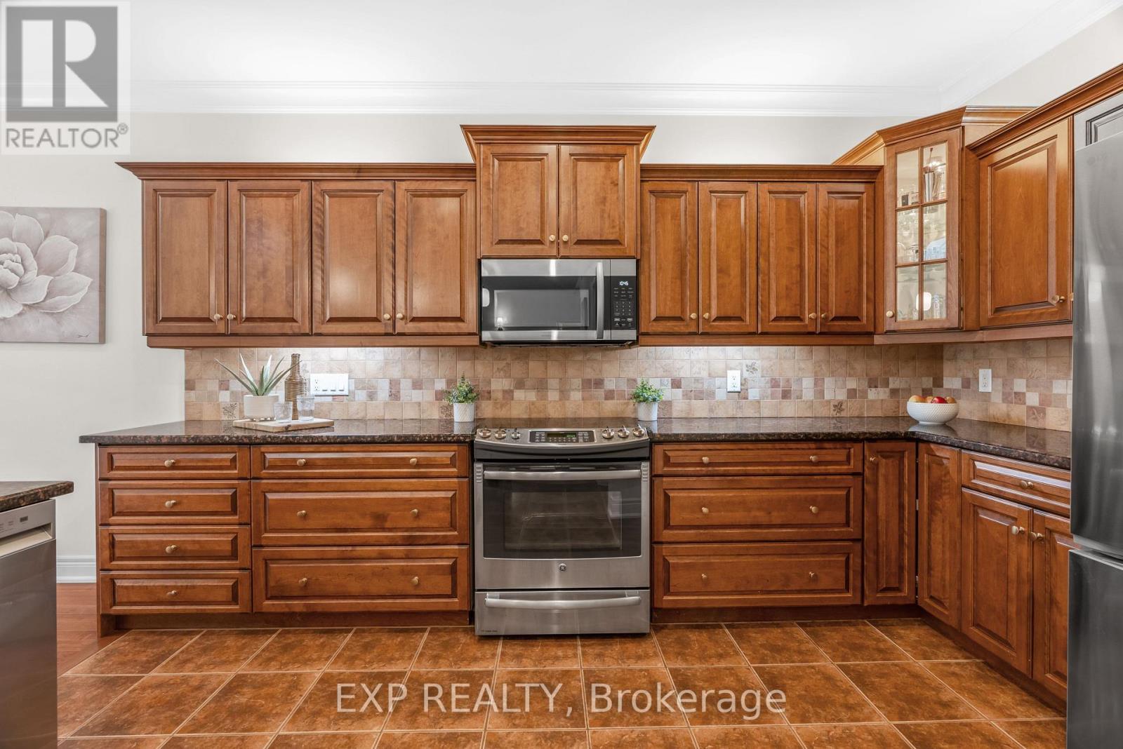 3300 Charleston Drive, Fort Erie (Ridgeway), Ontario  L0S 1N0 - Photo 13 - X12306644