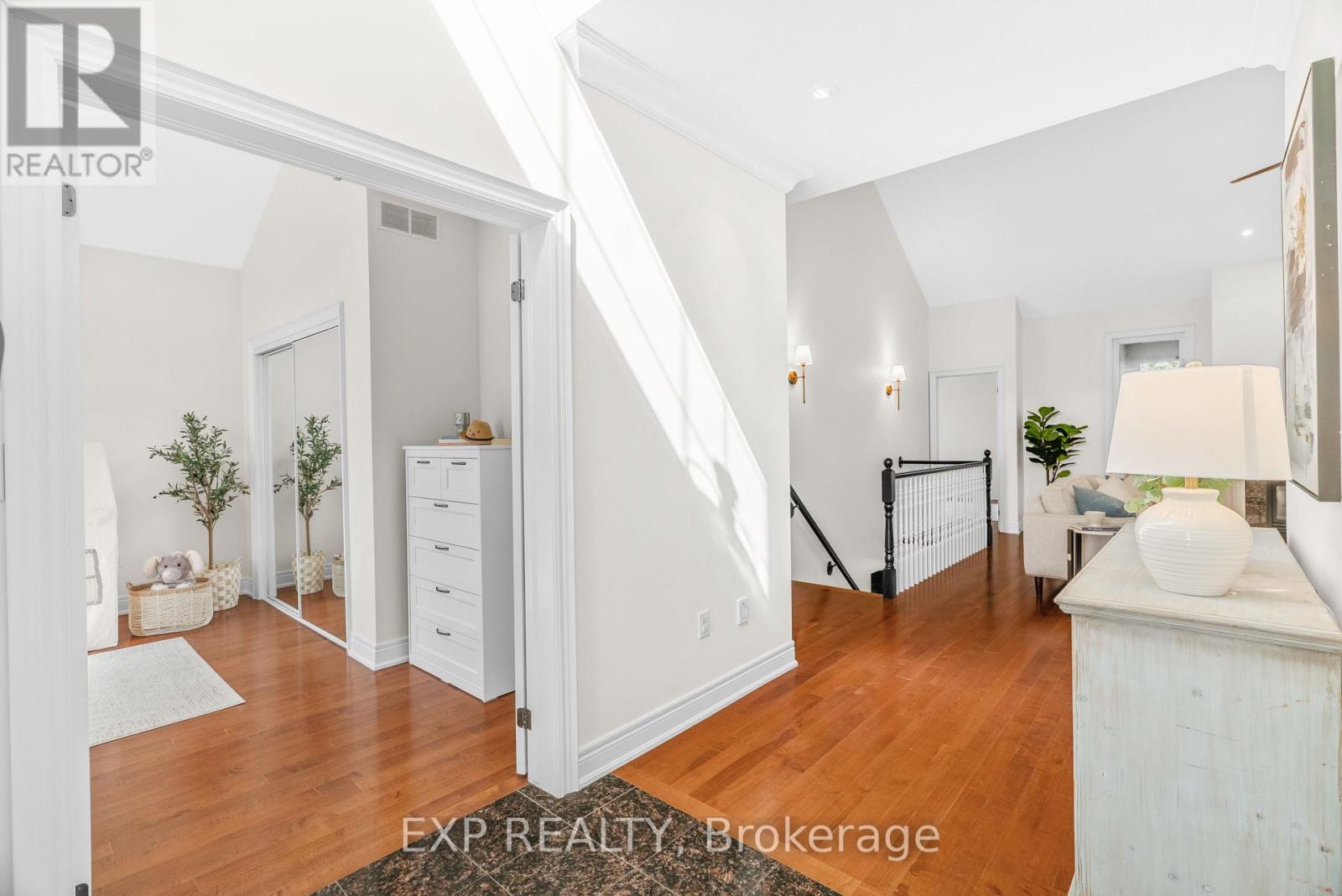 3300 Charleston Drive, Fort Erie (Ridgeway), Ontario  L0S 1N0 - Photo 4 - X12306644