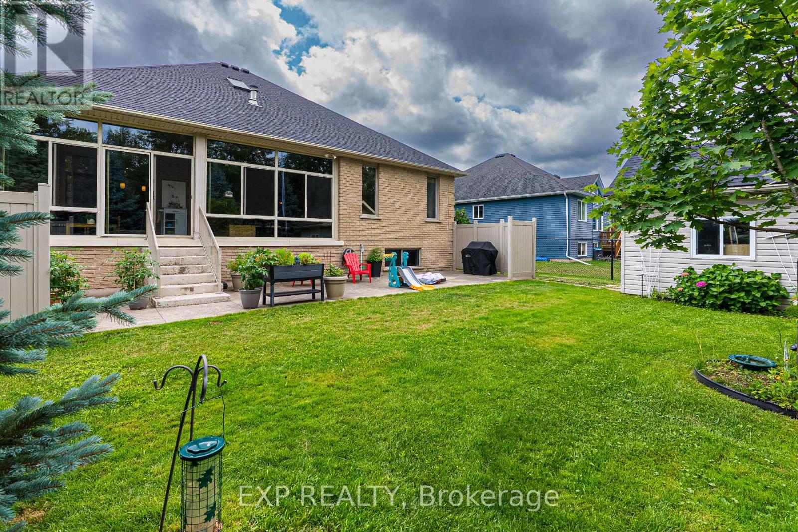 3300 Charleston Drive, Fort Erie (Ridgeway), Ontario  L0S 1N0 - Photo 44 - X12306644