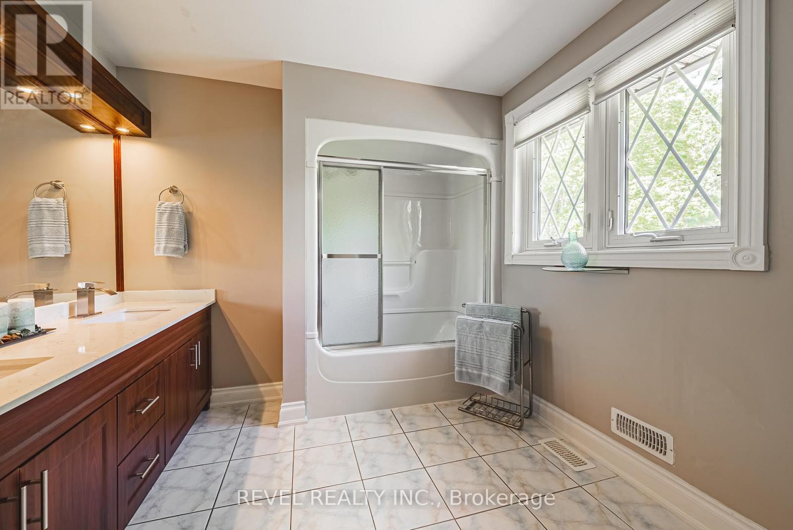 1194 20 Side Road, Milton, Ontario  L0P 1J0 - Photo 30 - W12306655