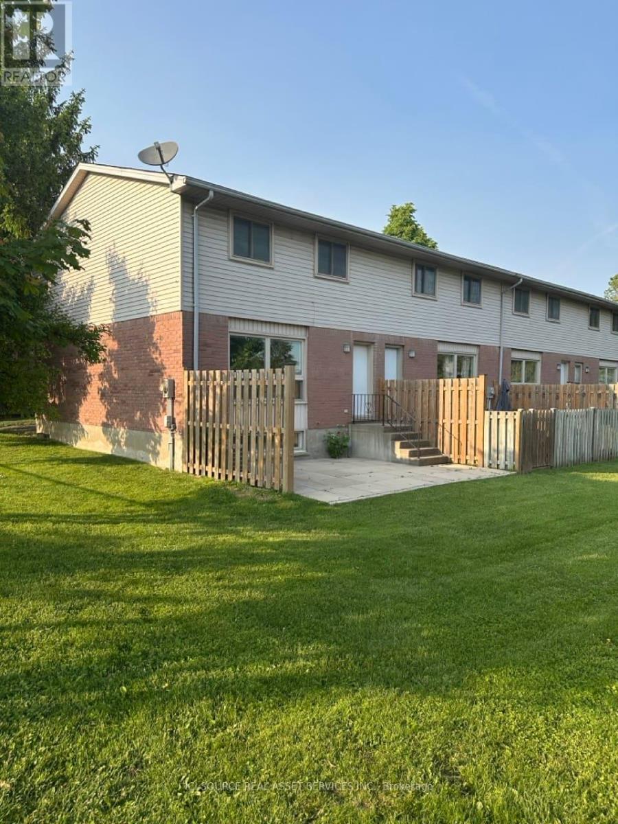 16 - 75 Ansondale Road, London South, Ontario  N6C 5W3 - Photo 20 - X12306664