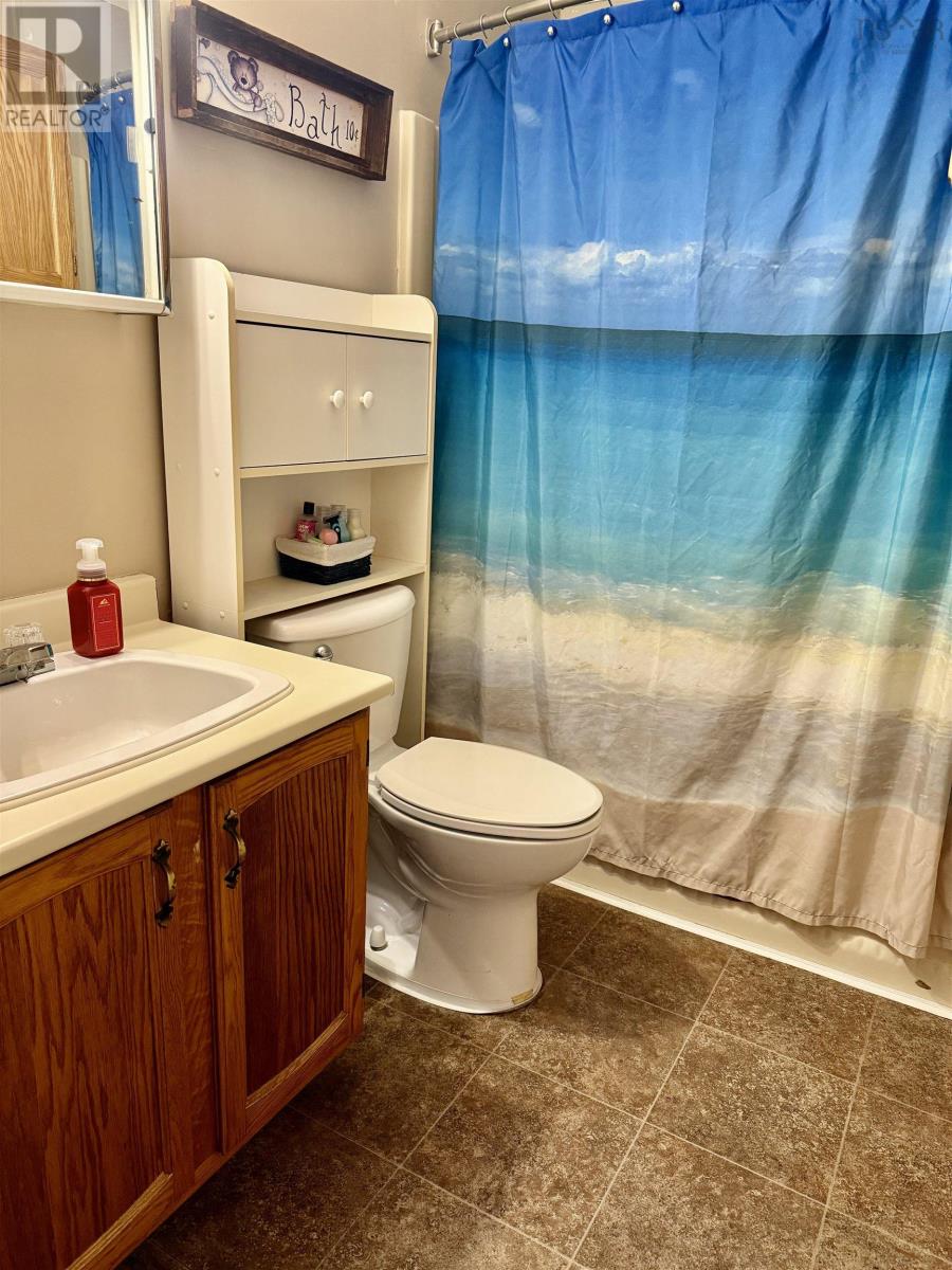 11 Forest View Drive, Barrington Passage, Nova Scotia  B0W 1E0 - Photo 15 - 202507816