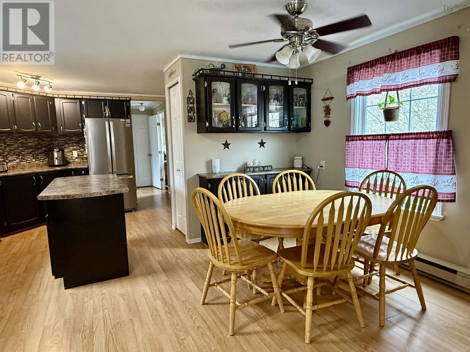 11 Forest View Drive, Barrington Passage, Nova Scotia  B0W 1E0 - Photo 7 - 202507816