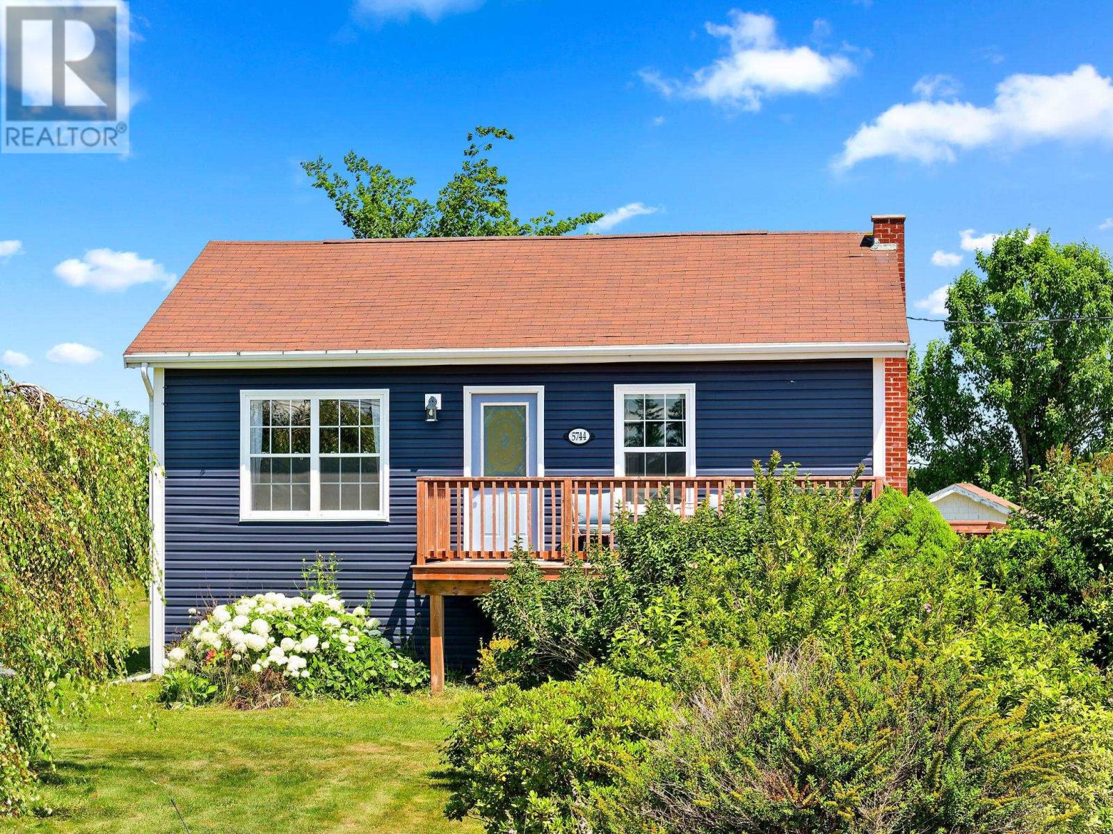 5744 Rte 6, Rustico, Prince Edward Island  C0A 1N0 - Photo 1 - 202518689